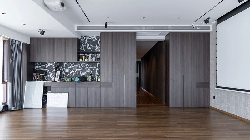 瑜伽教練和學員集體圈粉天格地板，光腳自由的快樂誰懂啊